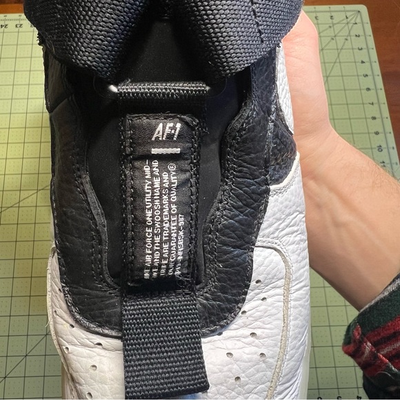 Nike AF1 Mid Utility Orca - Picture 9 of 10